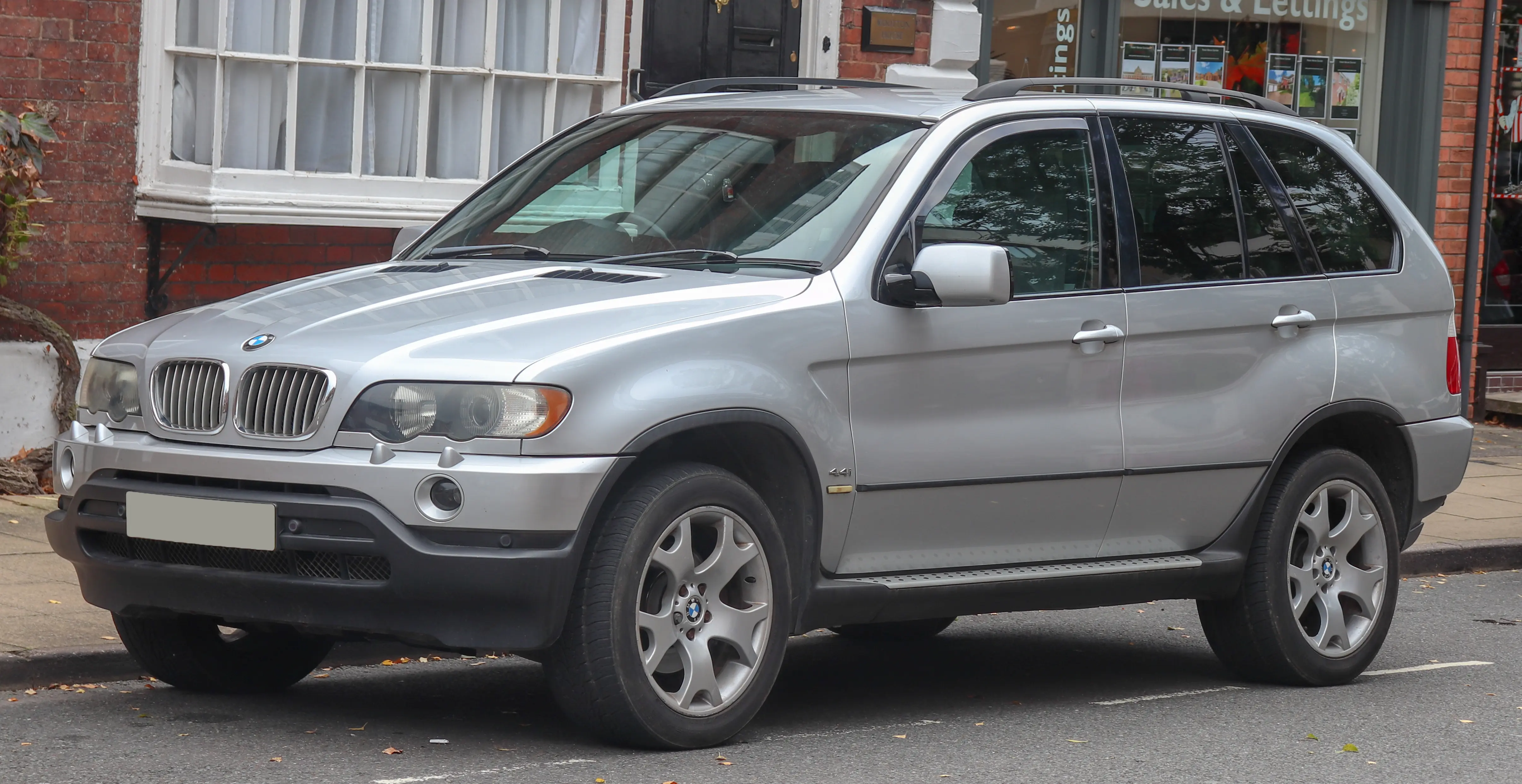 Bmw X5 Workshop, Service and Repair Manual PDF (1999-2006)