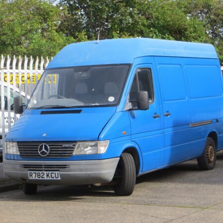 Mercedes-Benz Sprinter Workshop, Service and Repair Manual PDF (1997-2006)