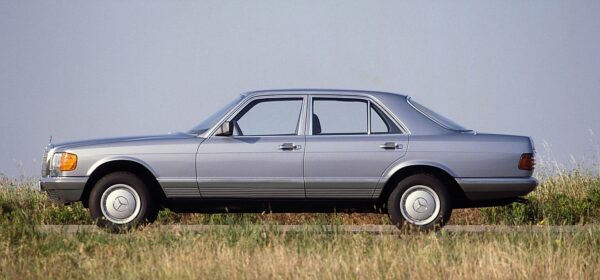 Mercedes-Benz W126 Workshop, Service and Repair Manual PDF (1979-1994)