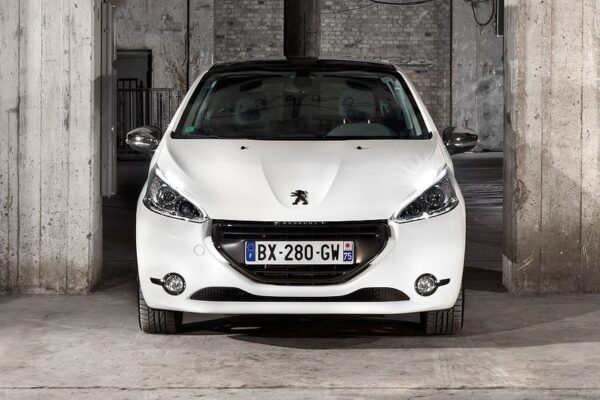 Peugeot 208 Workshop, Service and Repair Manual PDF (2012-2018)