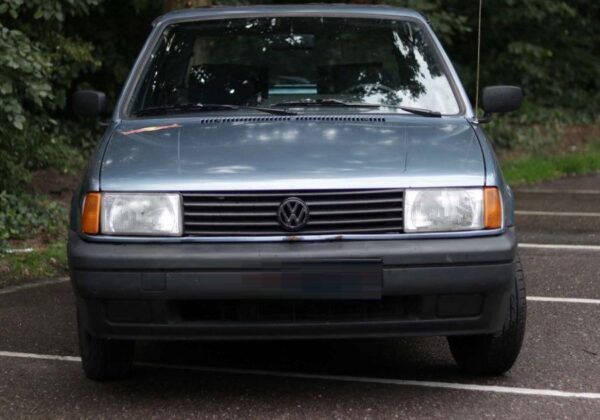 Volkswagen Polo Workshop, Service and Repair Manual PDF (1990-1994)