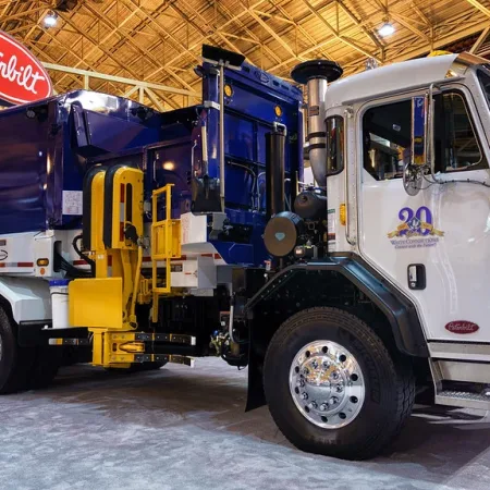 Peterbilt 520 Body Workshop Service Repair Manual PDF (2017)